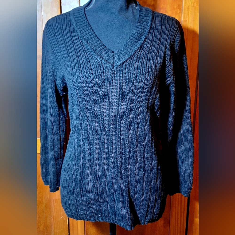 🌚FADED GLORY long-sleeve v-neck sweater Size XL